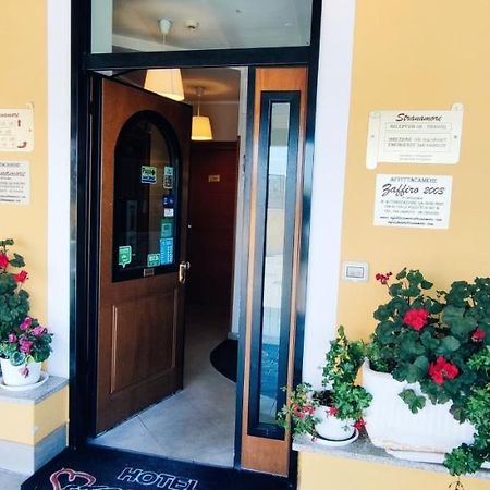 Affittacamere Stranamore フラスカティ エクステリア 写真